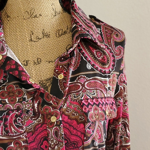 BCBGMAXAZRIA Paisley print long sleeve top blouse snap closure Petite Largr - Picture 2 of 6